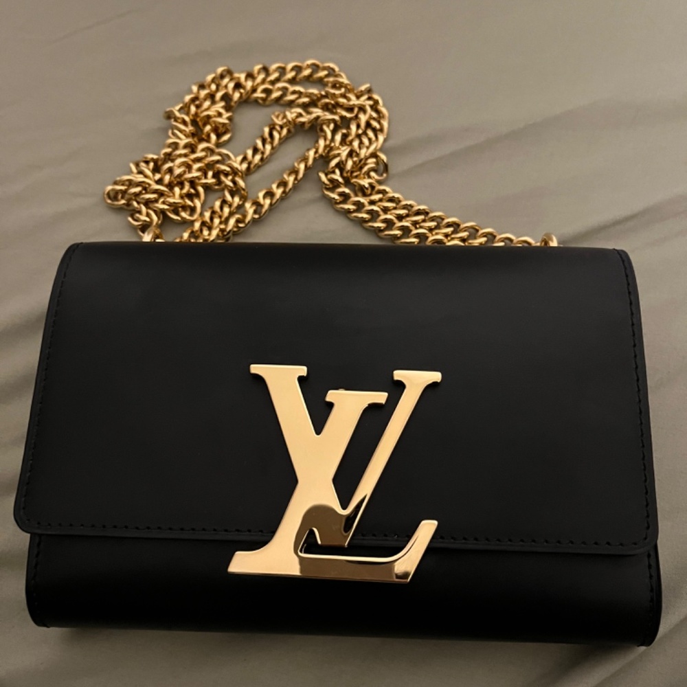 Louis Vuitton Chain Louise MM in black - Picture 12 of 13